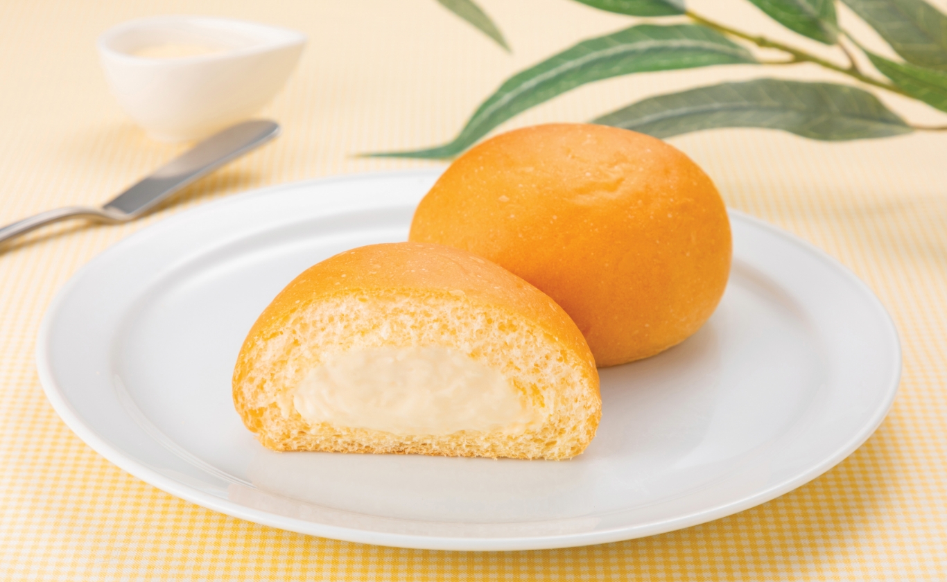 冷やして食べる金のクリームパン　ほこっぺ image